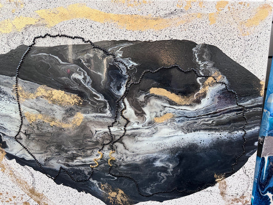 Golden Kiss, 2024
