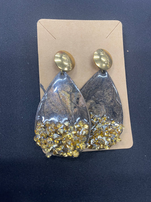 Statement piece 24