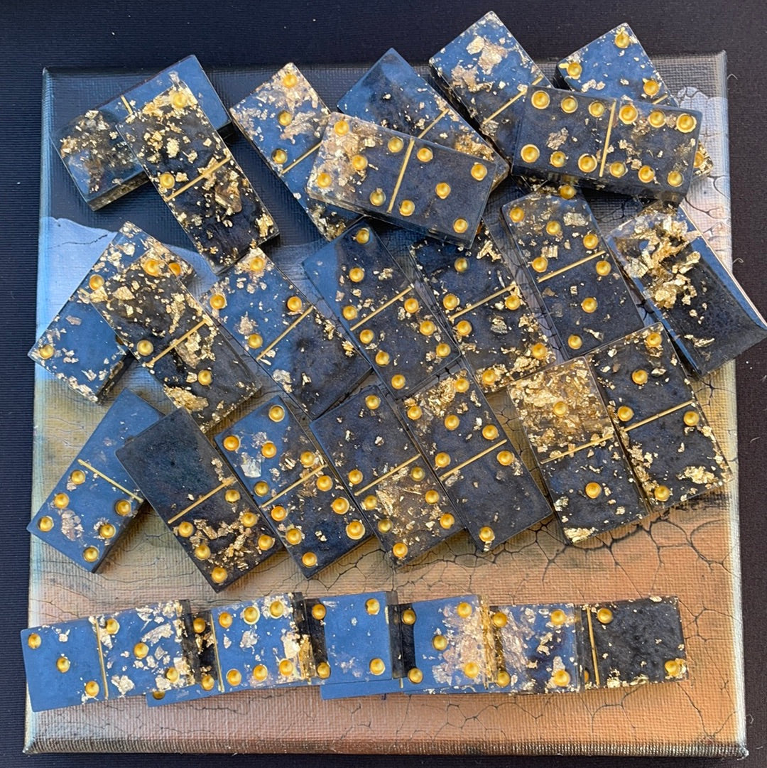 Game Set Pre-Order:Dominoes