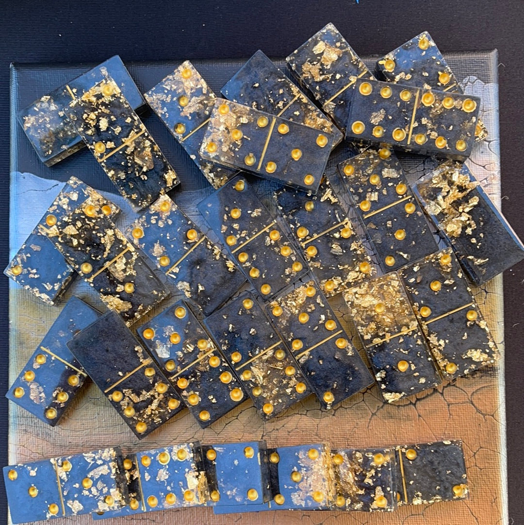 Game Set Pre-Order:Dominoes